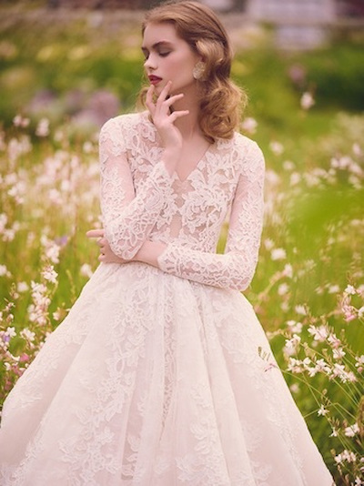 SNSで人気の「Antonio Riva」「Reem Acra」などのブランド取り扱いも！