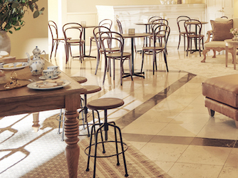 上質なインテリアはもちろん、ゆったりと過ごしやすい空間やスムーズな動線設計は 貸切邸宅ならでは