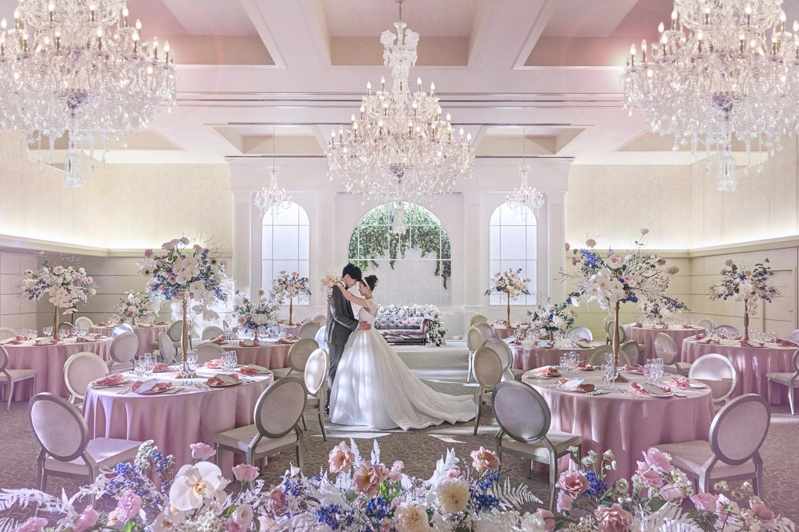 華やかさと可愛らしさが叶う、笑顔あふれる結婚式