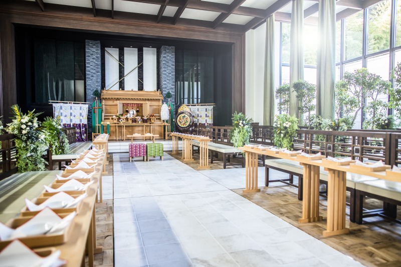 凛とした伝統美が印象的な和婚スタイルで日本のよき美しさや心遣いを感じて。