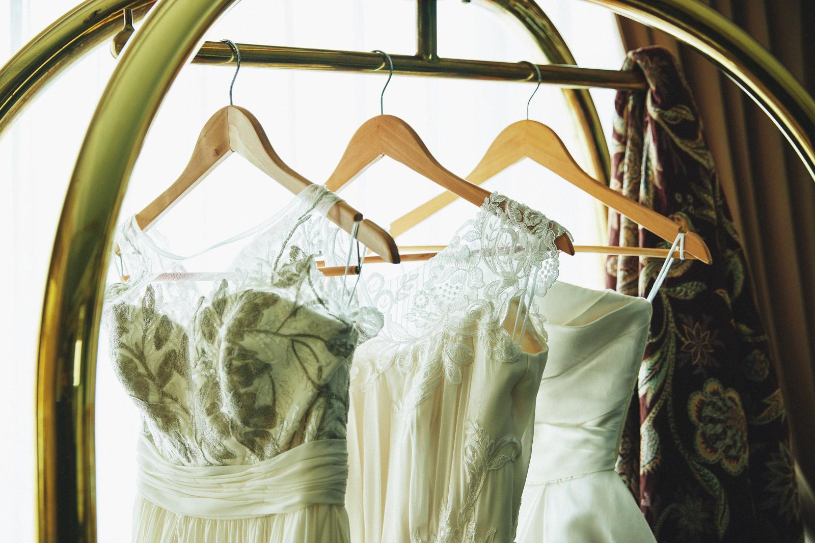 「人生で一番輝く瞬間に、最愛の一着を。」