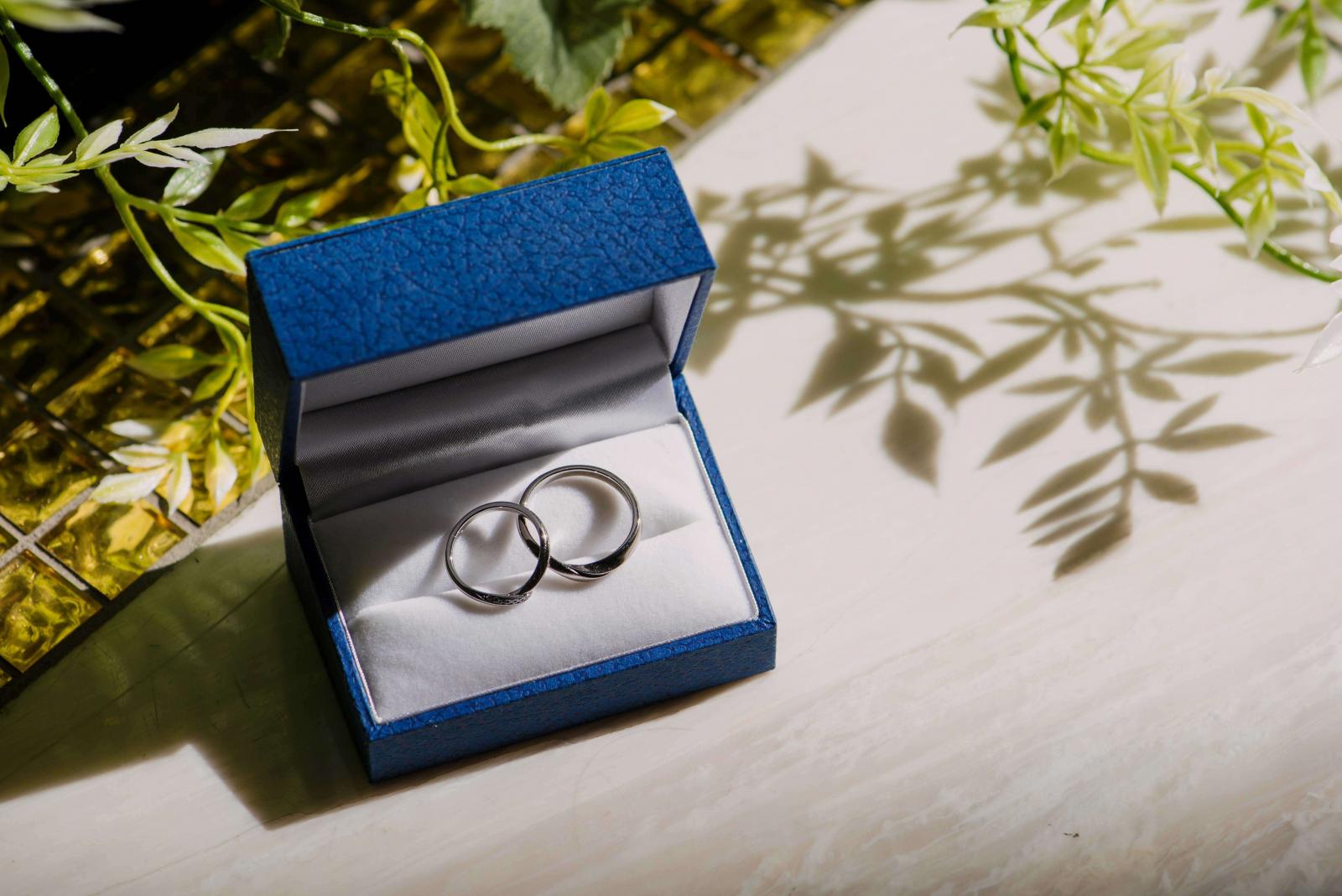 大切なゲストの前で愛を誓い幸せにあふれた夫婦に…