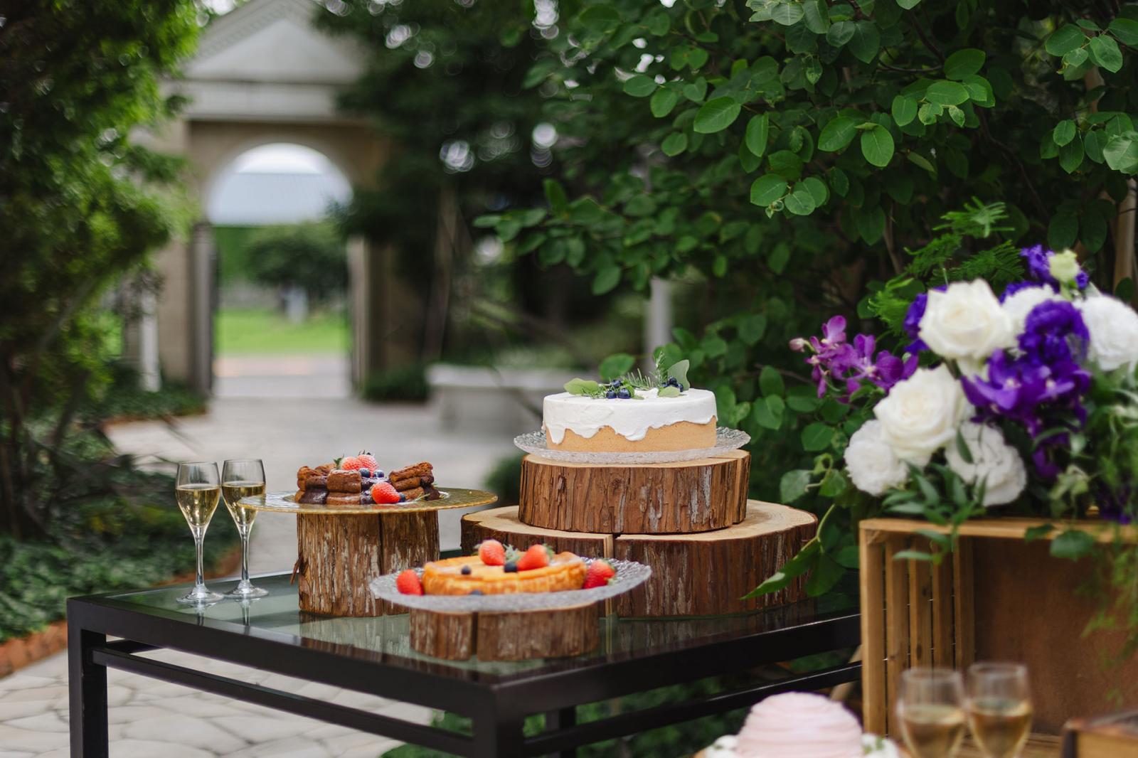 アンジェリーナ・スイートでご用意しているスイーツは全てパティシエの手作り。味はもちろん、見た目にも美しい、専属パティシエの繊細な技とこだわりをご堪能くたさいませ。
