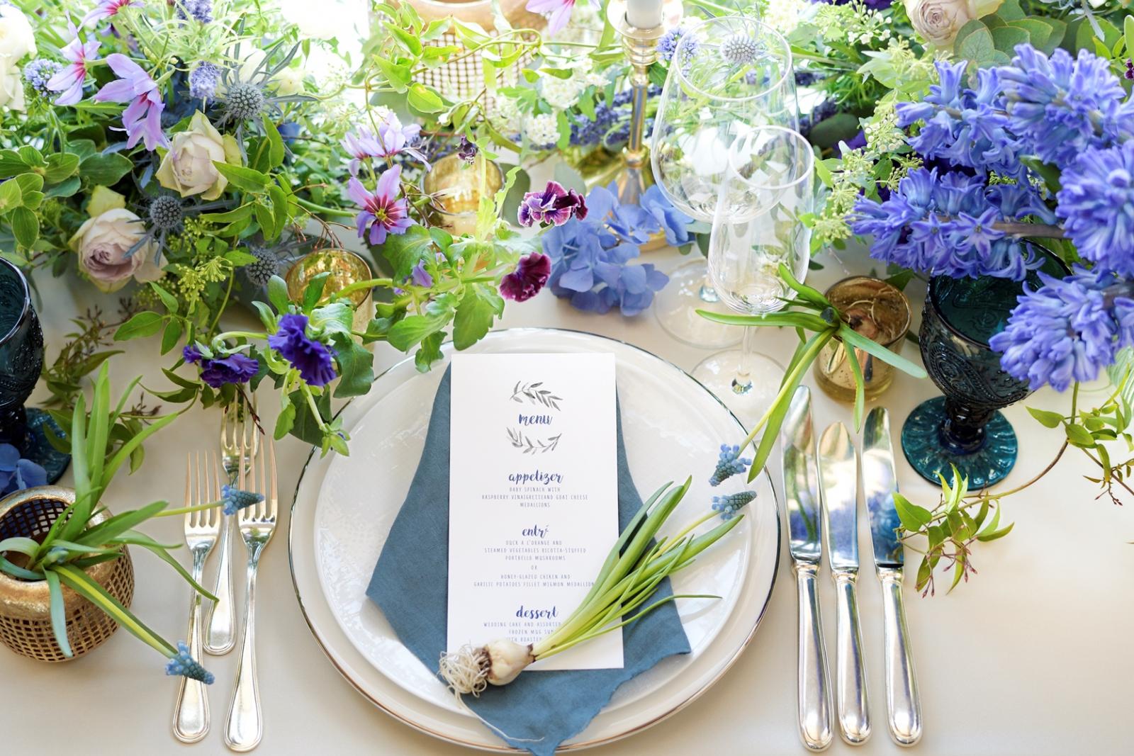 会場を華やかにするテーブルコーディネイト