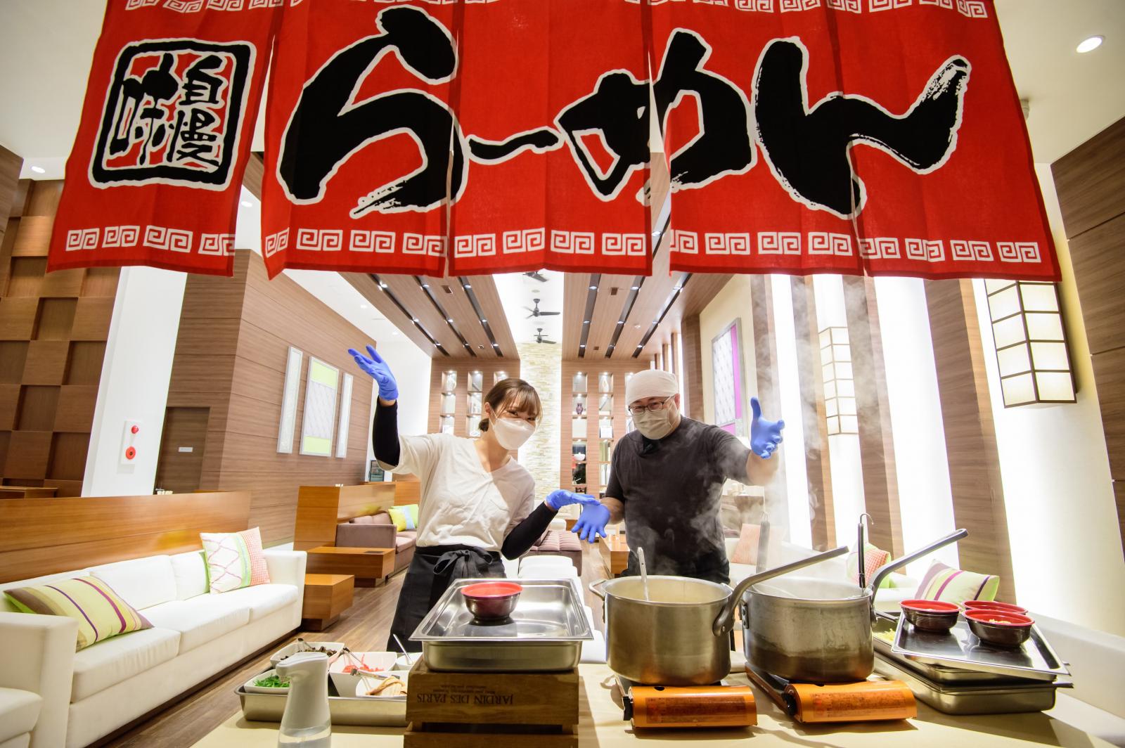 〆のラーメンブッフェはethicaならではのオリジナル演出