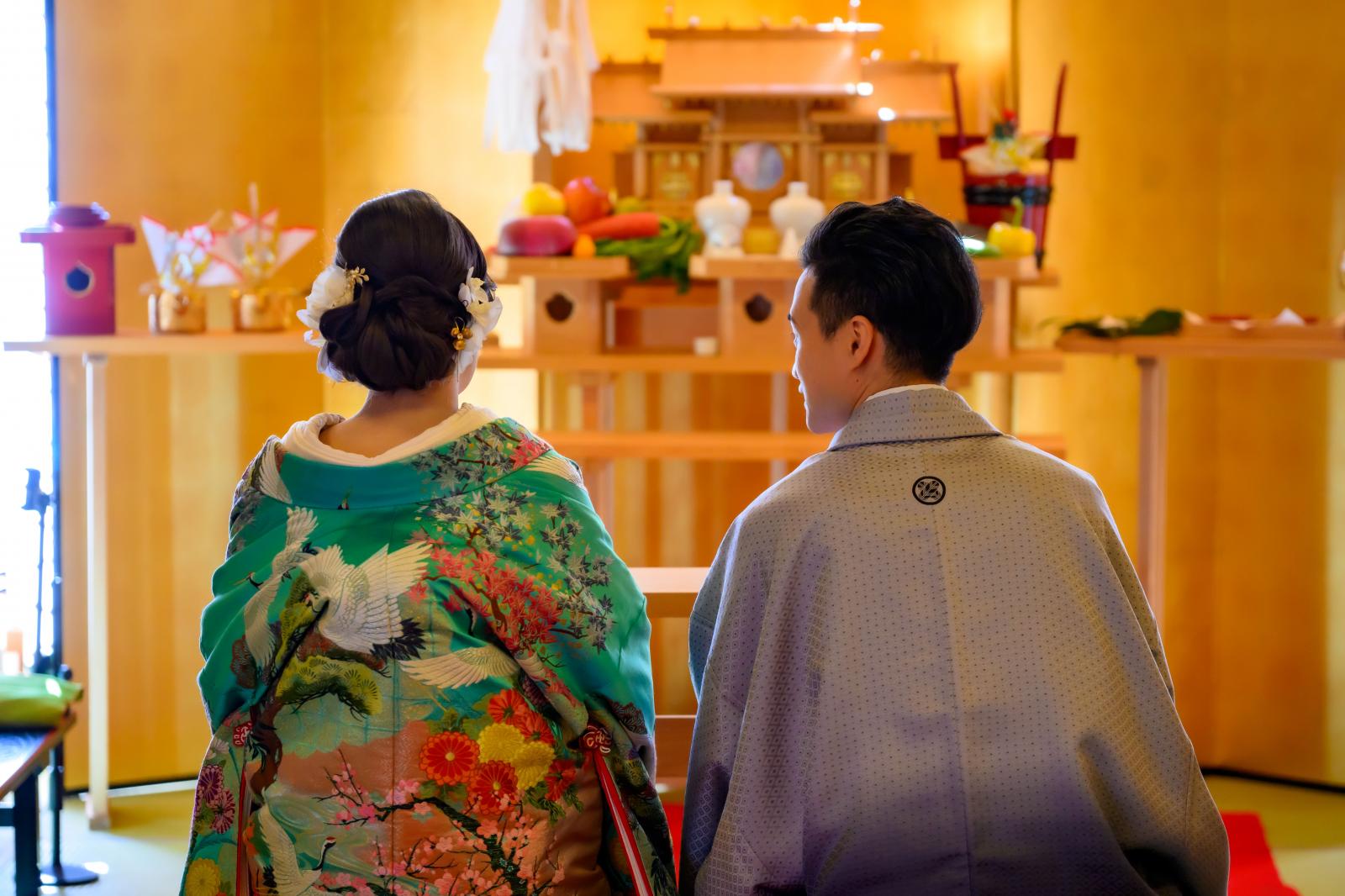 宮司と巫女の先導による厳かな館内神前式が可能<br />
移動距離が少ないのも魅力の一つ