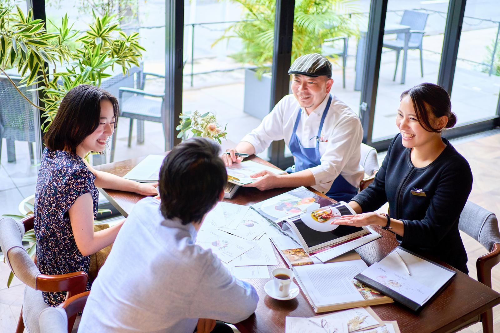 専属シェフとの打合せが世界にひとつだけのオリジナルコース料理がうまれます。
