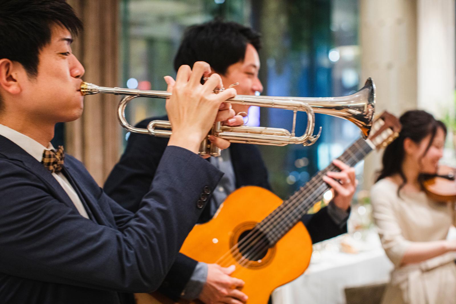 バンド演奏やJazz生演奏も可能♪