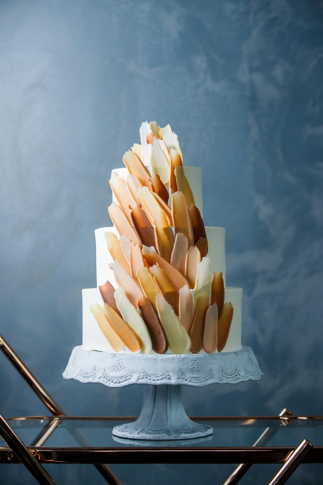 トレンド感たっぷりの目を引くフォトジェニックなケーキ。