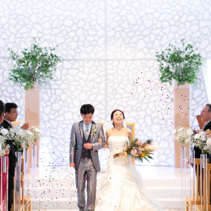 写真映えもばっちりなコンフェッティシャワー