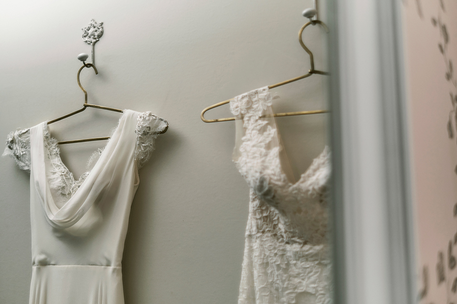 前撮り・後撮りやフォト＋会食もできるので、結婚式と衣装を変えて楽しむことも◎