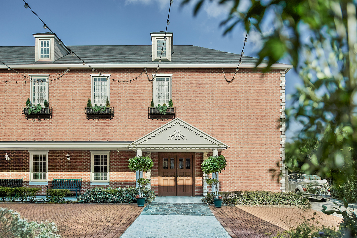 貸切邸宅の魅力*開放的な空間をふたりらしくアレンジ可能