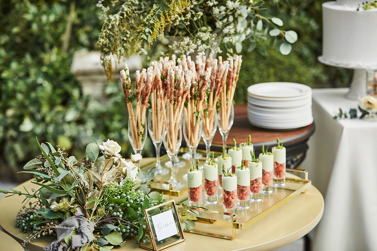 アットホームな雰囲気のなかで、ゲストと距離感の近いひと時をお過ごしください。