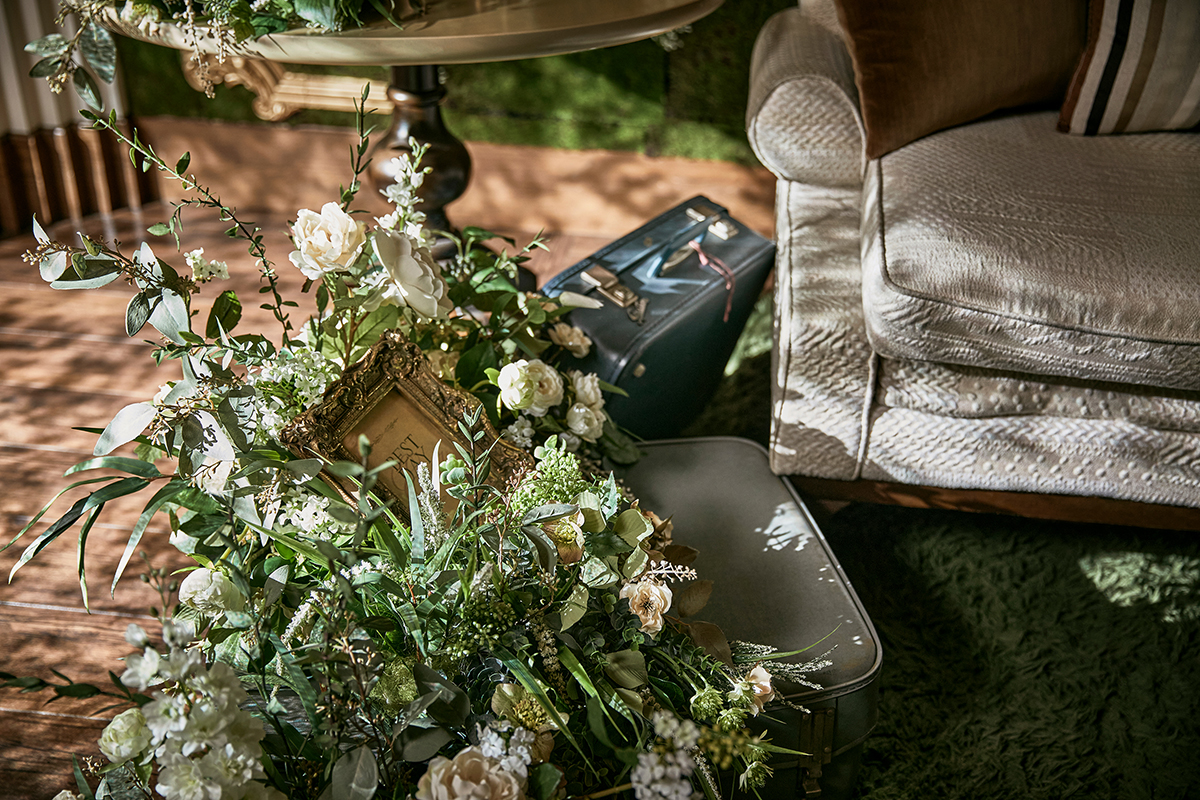 ふたりが用意したのはゲストと触れ合うためのソファーブース