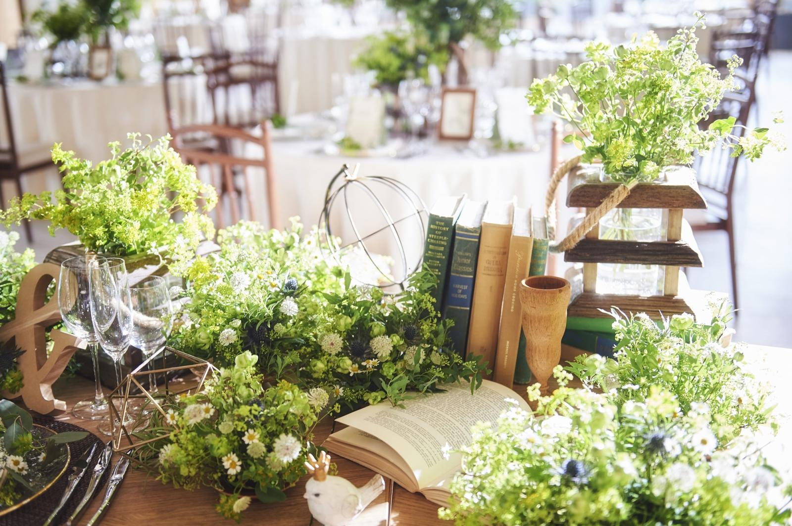 ふたりの思い出グッズを飾ればゲストとの会話も弾む♪