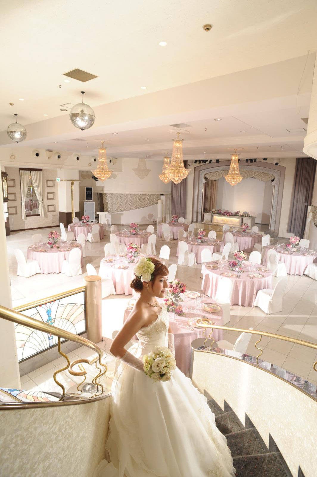 ご入場シーンでは一同に集まっていただいた皆様のお顔が見える感動の瞬間！