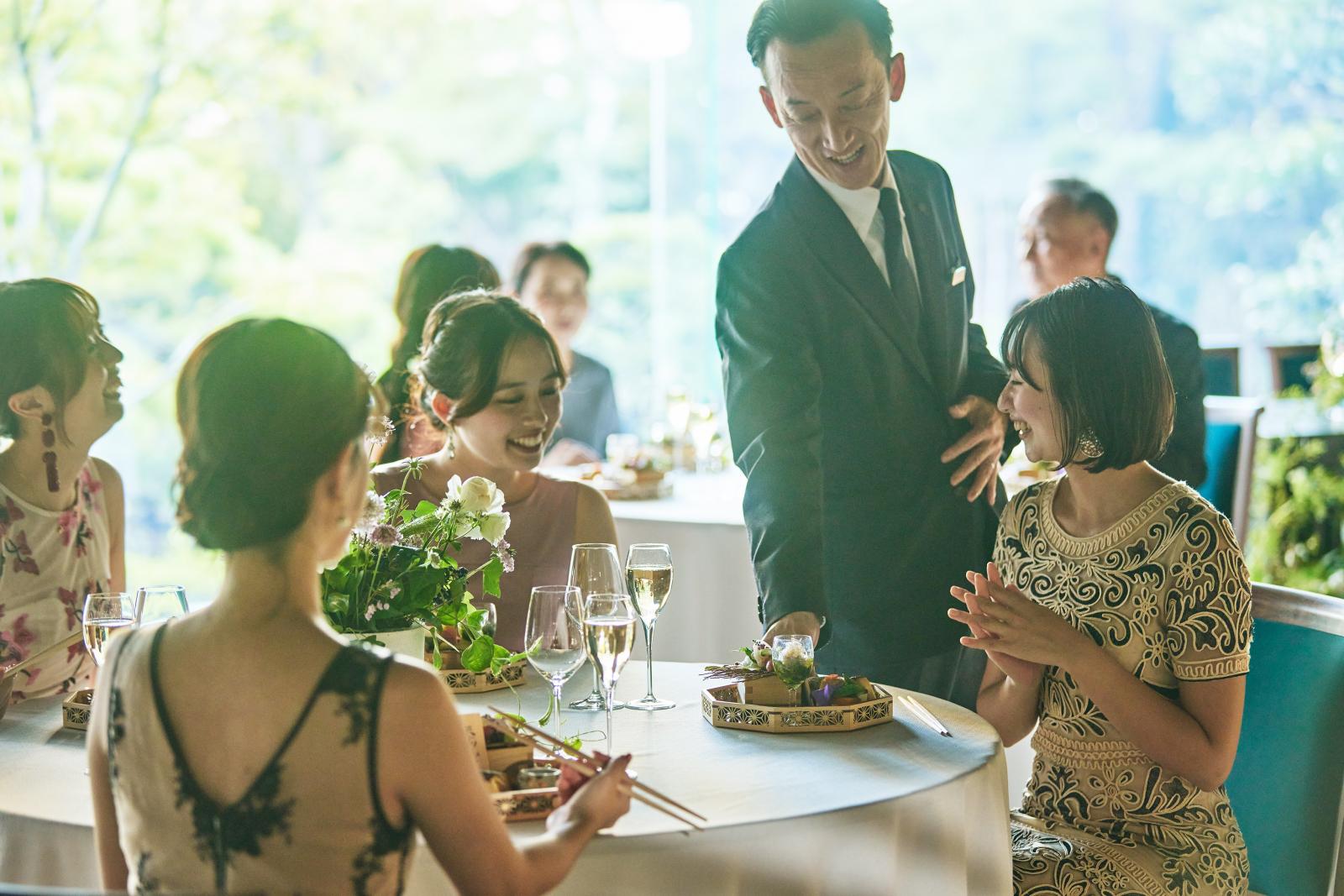 ゲストの記憶に残り続ける五感で楽しむ料理の数々