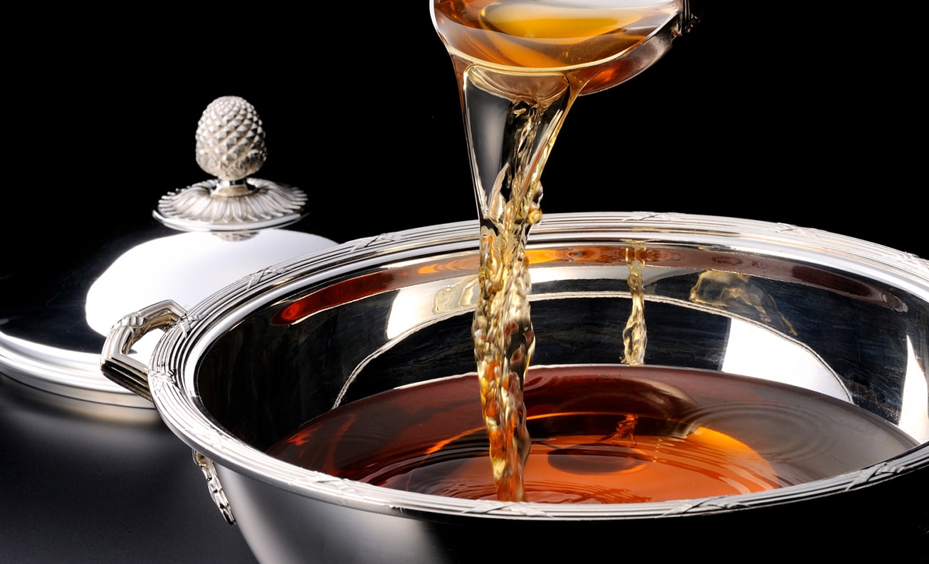 オークラ伝統のコンソメスープ