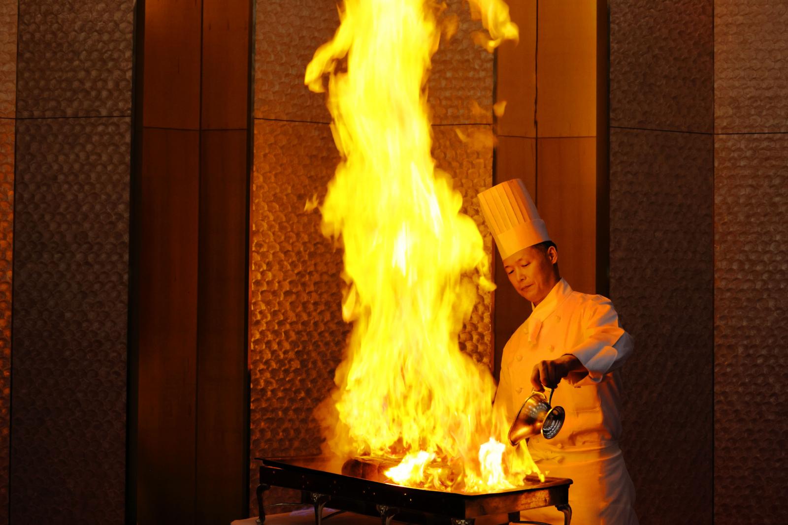 炎のメインディッシュ フランベサービス