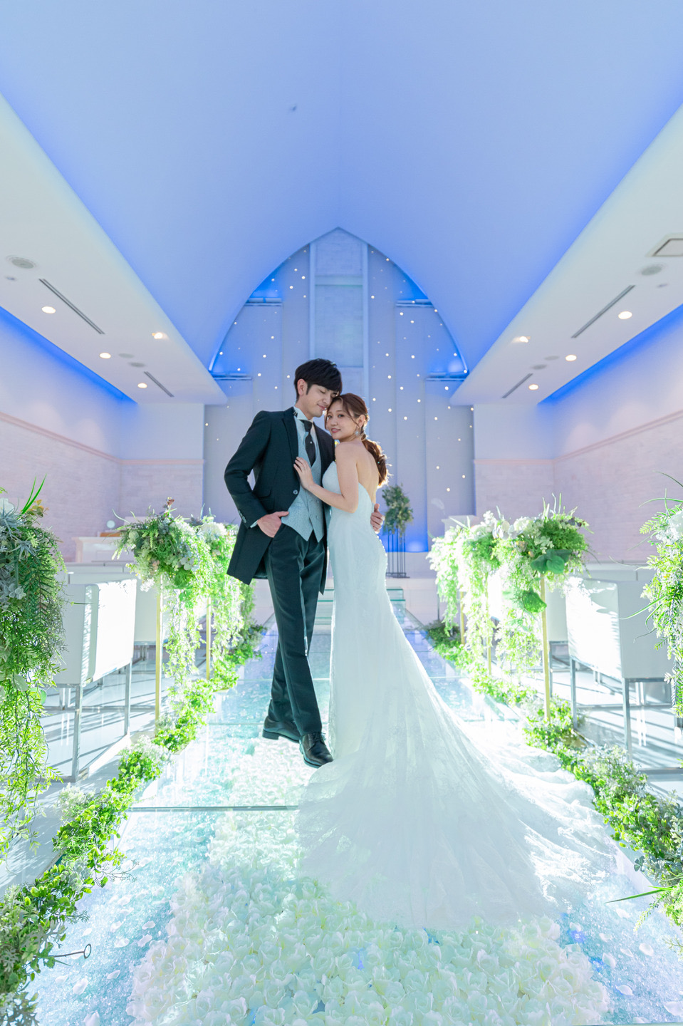 光の演出で幻想的な空間を