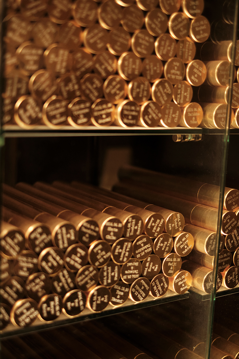 エンジェルシャワー・感動の映像演出・ずっと当館で保存されるふたりの結婚誓約書等、様々な感動演出を用意