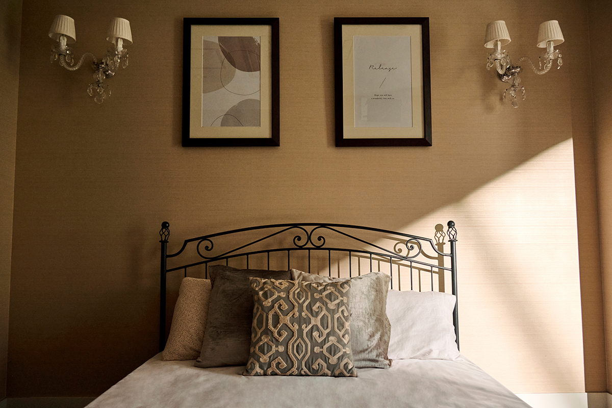 ウエディングテーマに合わせてドレスの提案