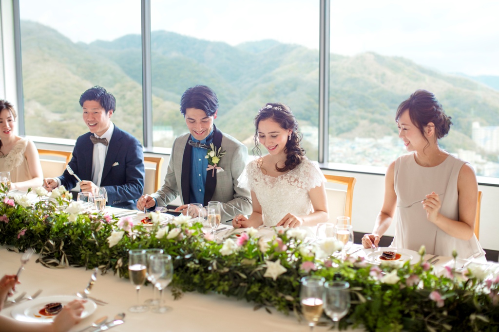 我が家へ迎えるような感覚で、温もりに満ちた空間を演出