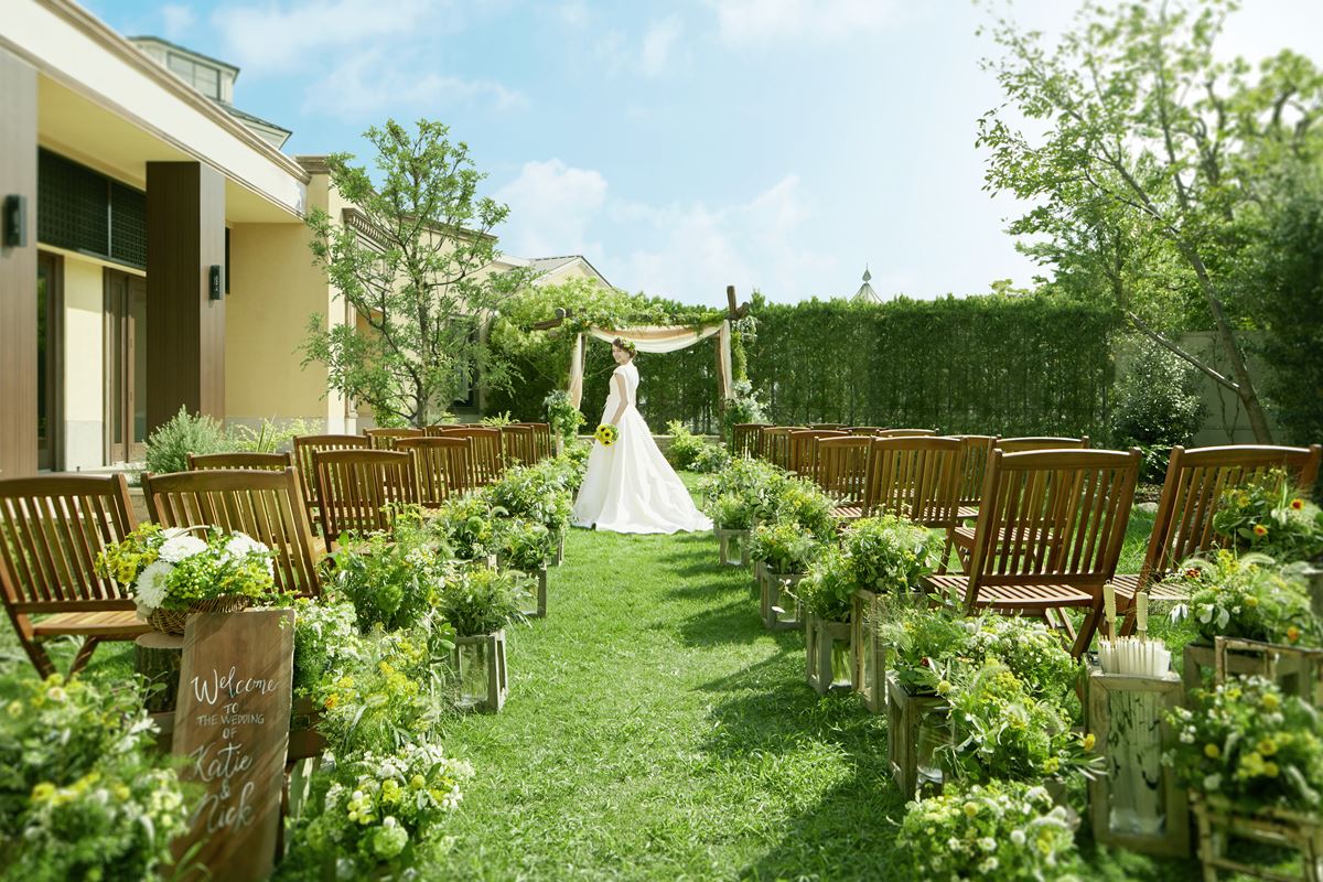 エリアでも希少なガーデン挙式が叶うと大好評