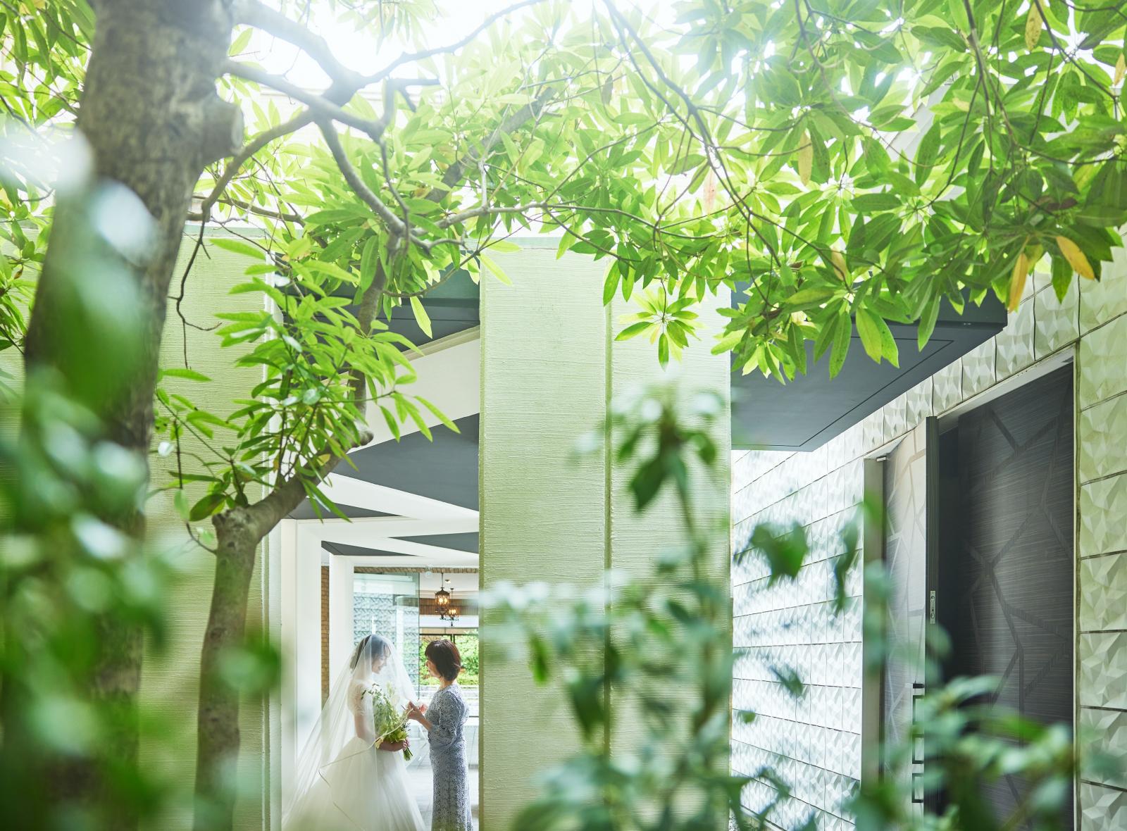 子育ての卒業式とも呼ばれるベールダウンはふたりきりで想いを伝えて