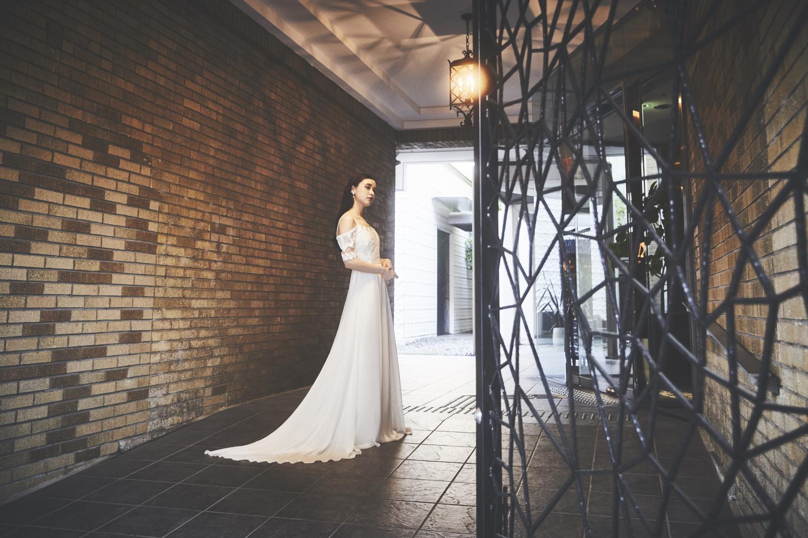 エントランスショットはとびきりクラシカルな想い出の1枚に