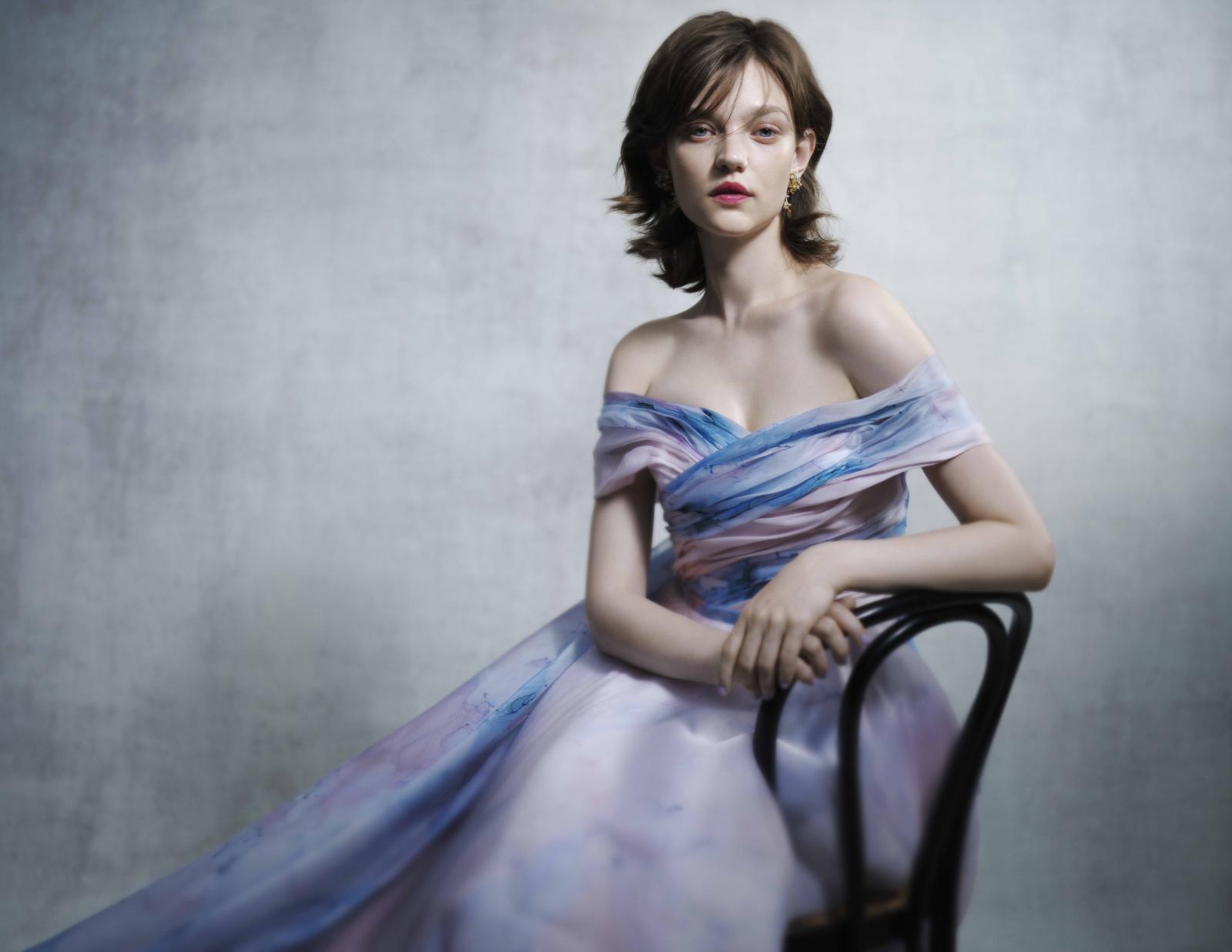 自分らしい装いに、自信と美しさを宿して。