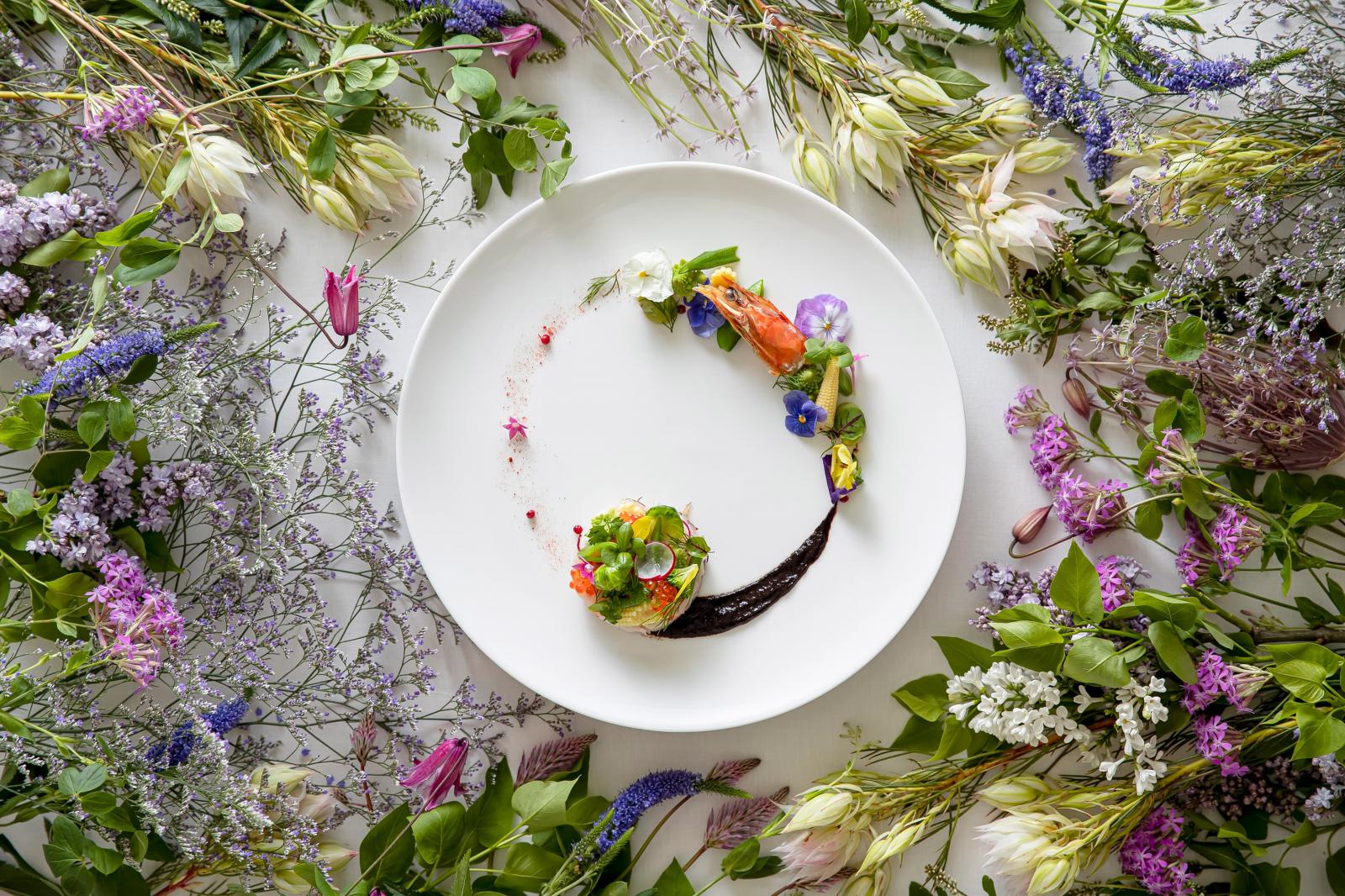 大切な人と過ごす時間だからこそ、シンプルでかわいい装飾にもこだわってみて