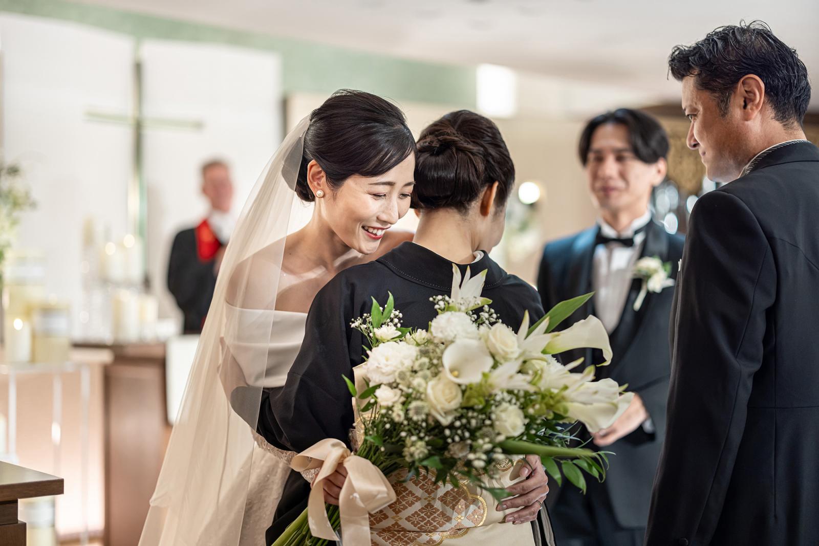 家族との絆を深めるセレモニーで感謝を伝える