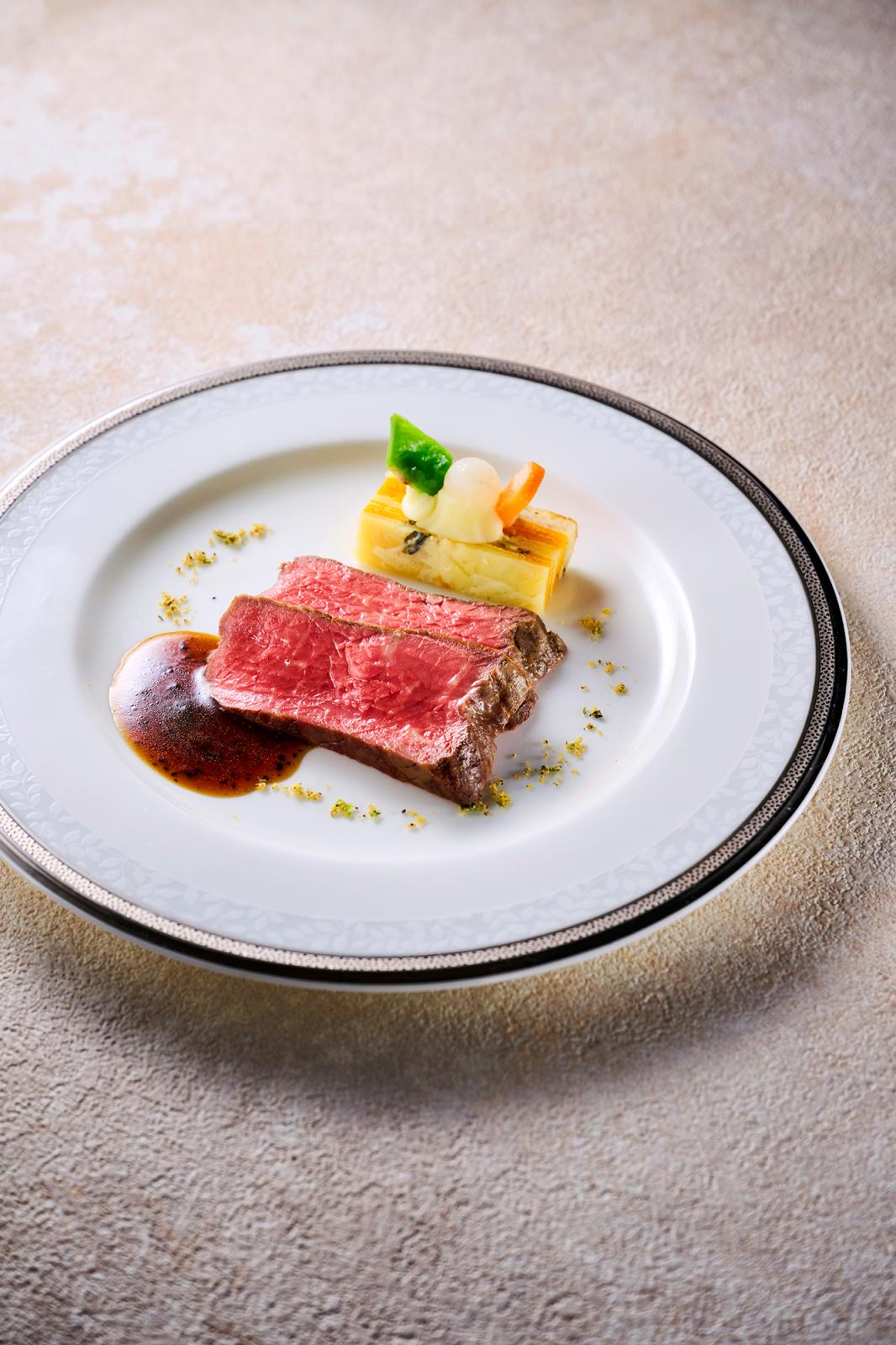 国内外の賓客をもてなすホテルの自慢の料理を味わって