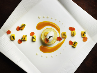 デザートも見た目にこだわっているので、五感でも楽しめる