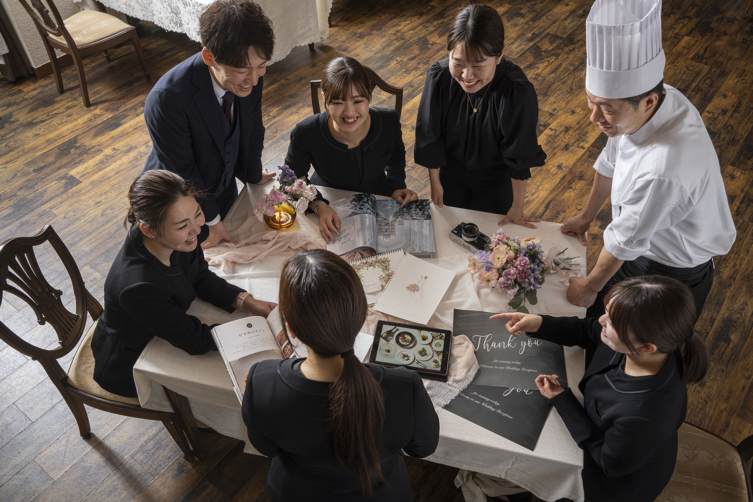 経験豊富なプランナーをはじめあらゆるセクションのスペシャリストがふたりを支えます！！