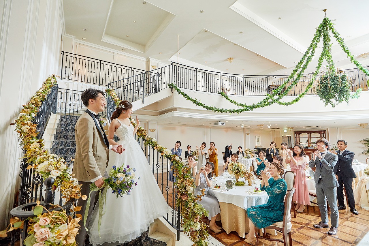 憧れの階段入場で笑顔のお写真も