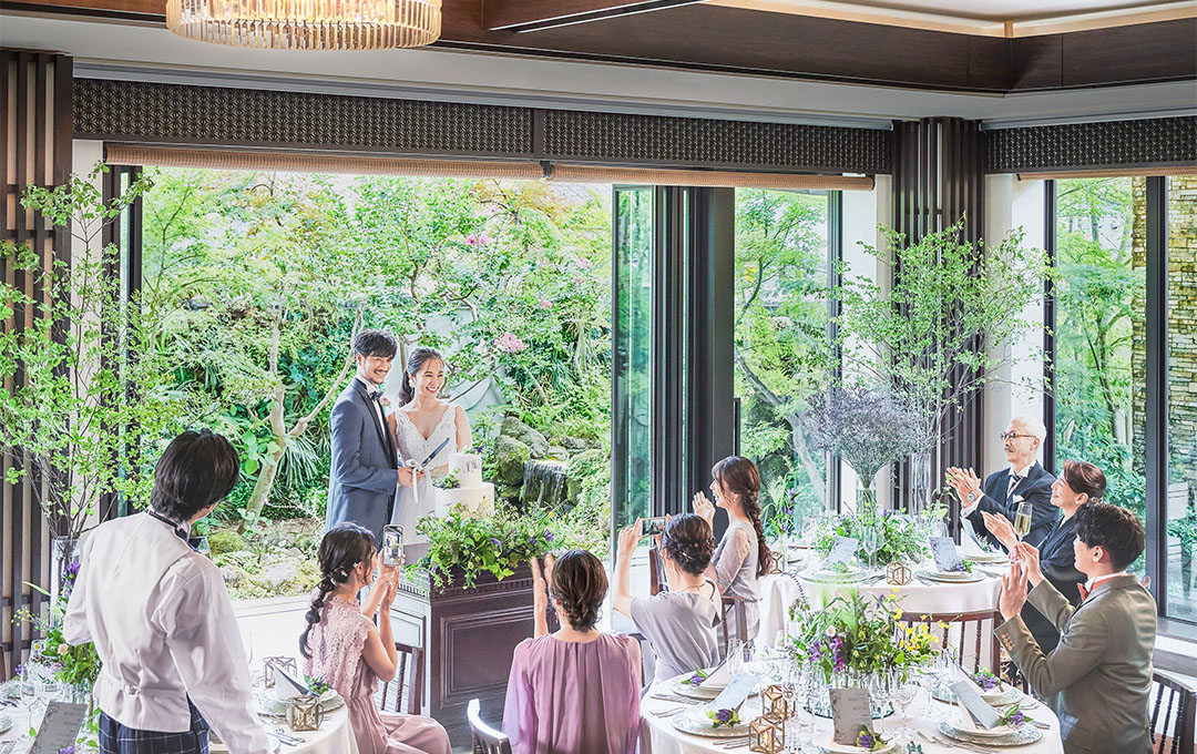 京都東山のロケーションを楽しみながら、おもてなしの結婚式を叶えます
