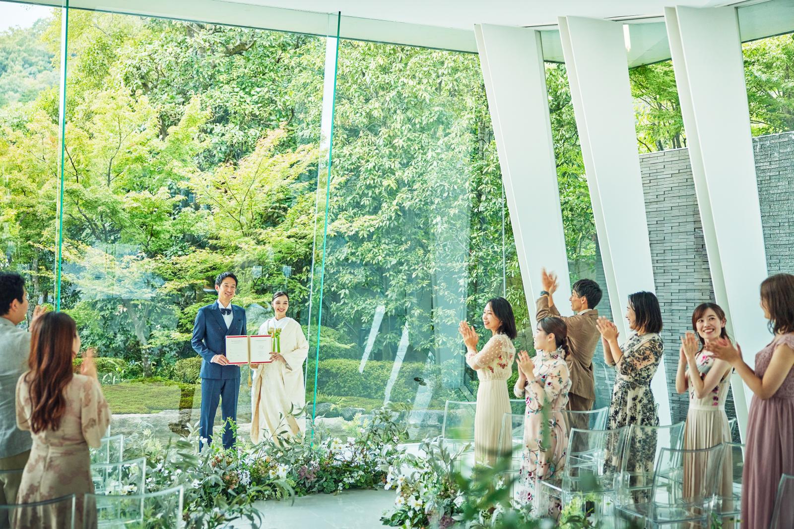 おふたりならではの空気感が自然にゲストに伝わりやすい挙式に