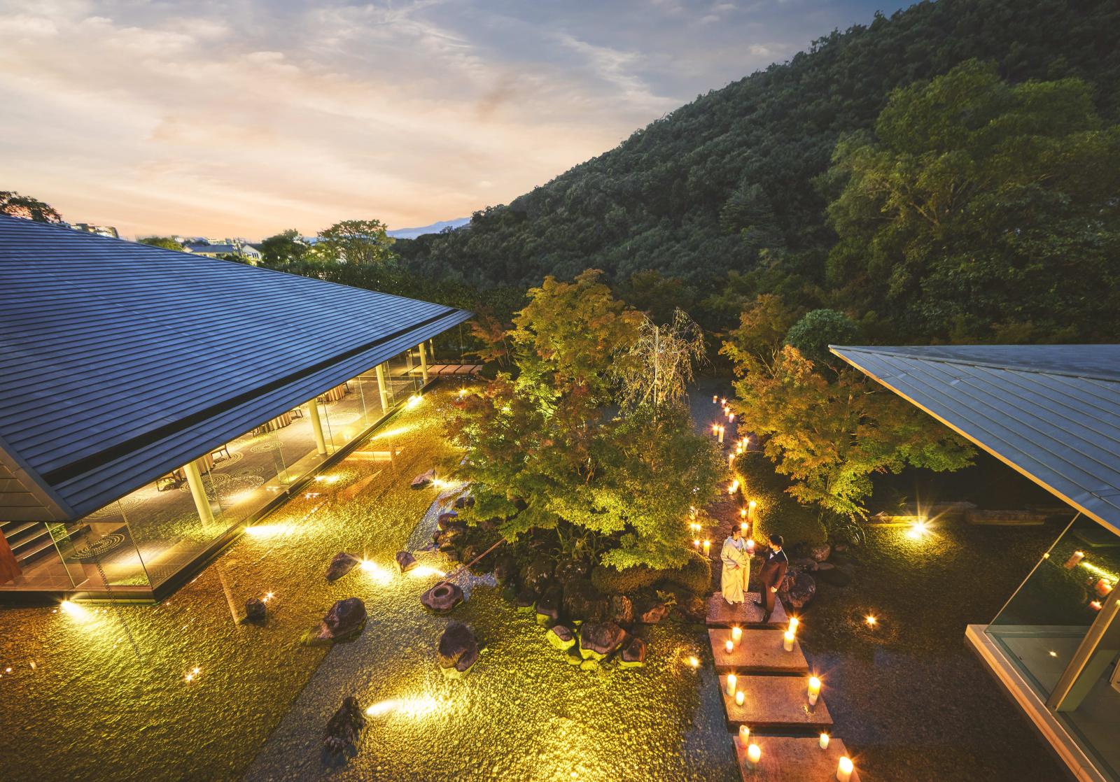 夕暮れの時間帯も、キャンドルを灯せば幻想的なひと時に