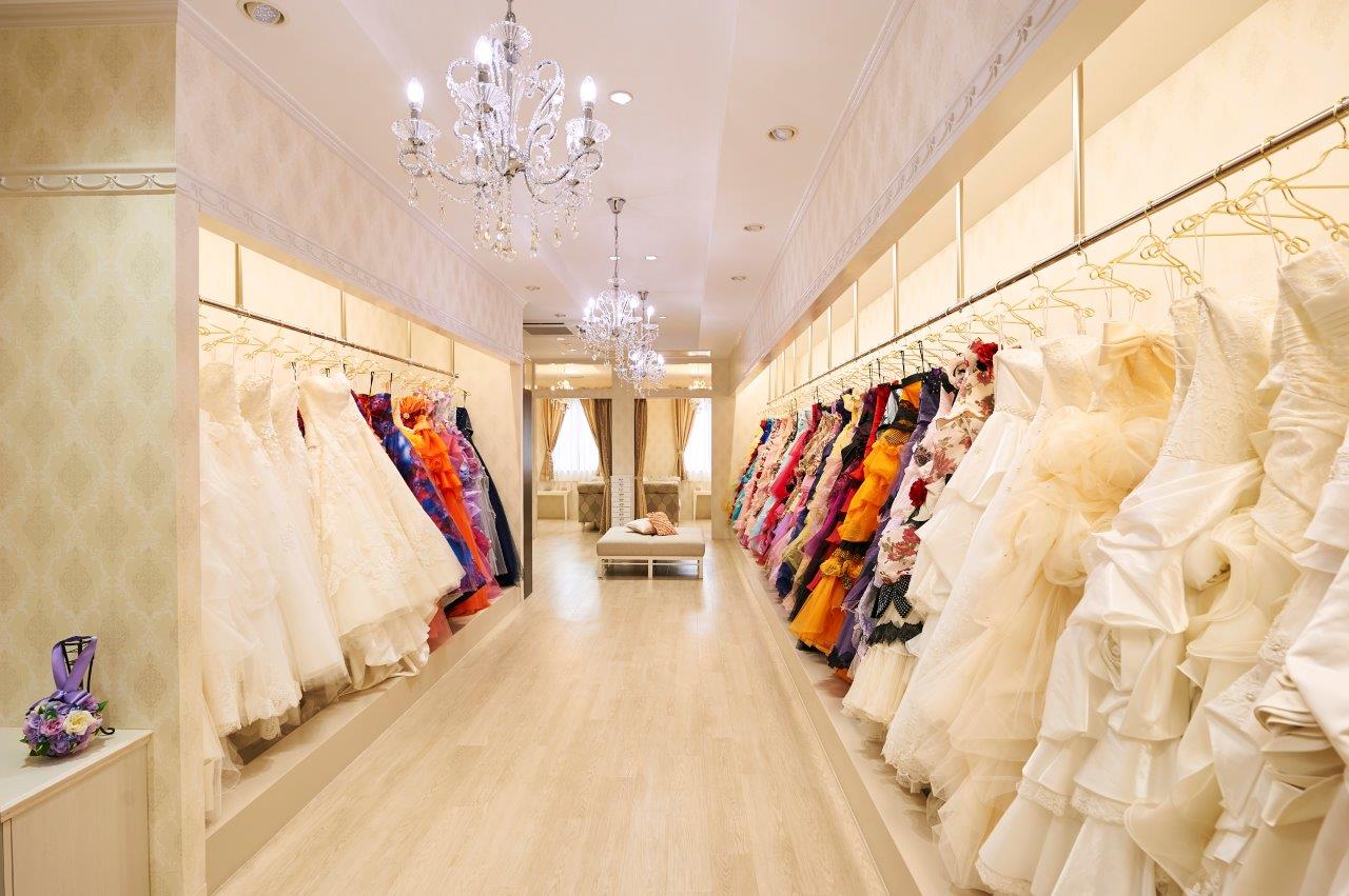 ドレスサロンはル・クレア内に常設された専属の衣装サロン！