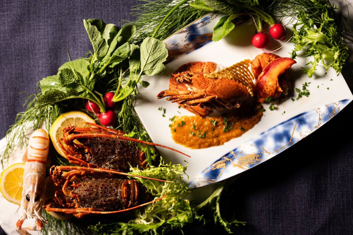 四季折々の食材をふんだんに用い、ゲスト皆さまにおもてなしをお届け