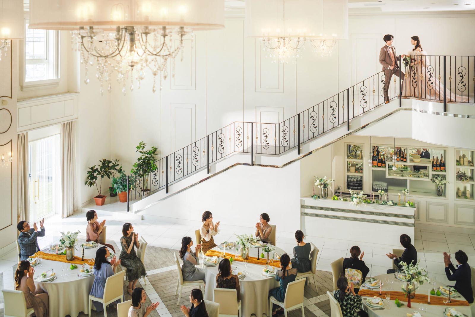 最大120名もの収容人数を誇る貸切邸宅だから大人数でも安心♪さらにおもてなし設備も充実！