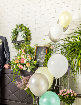 受付から自由に飾り付けて、ふたりらしく楽しめる