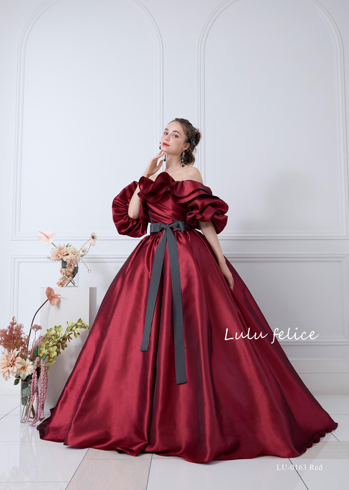 新作ドレスは定期的に入荷しております！新作ドレスが試着出来るフェアも随時開催しております。