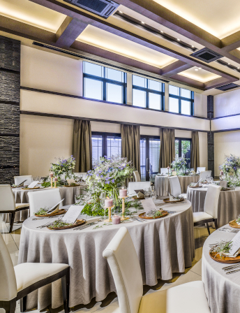 細部にまでこだわり洗練された大人モダン会場！