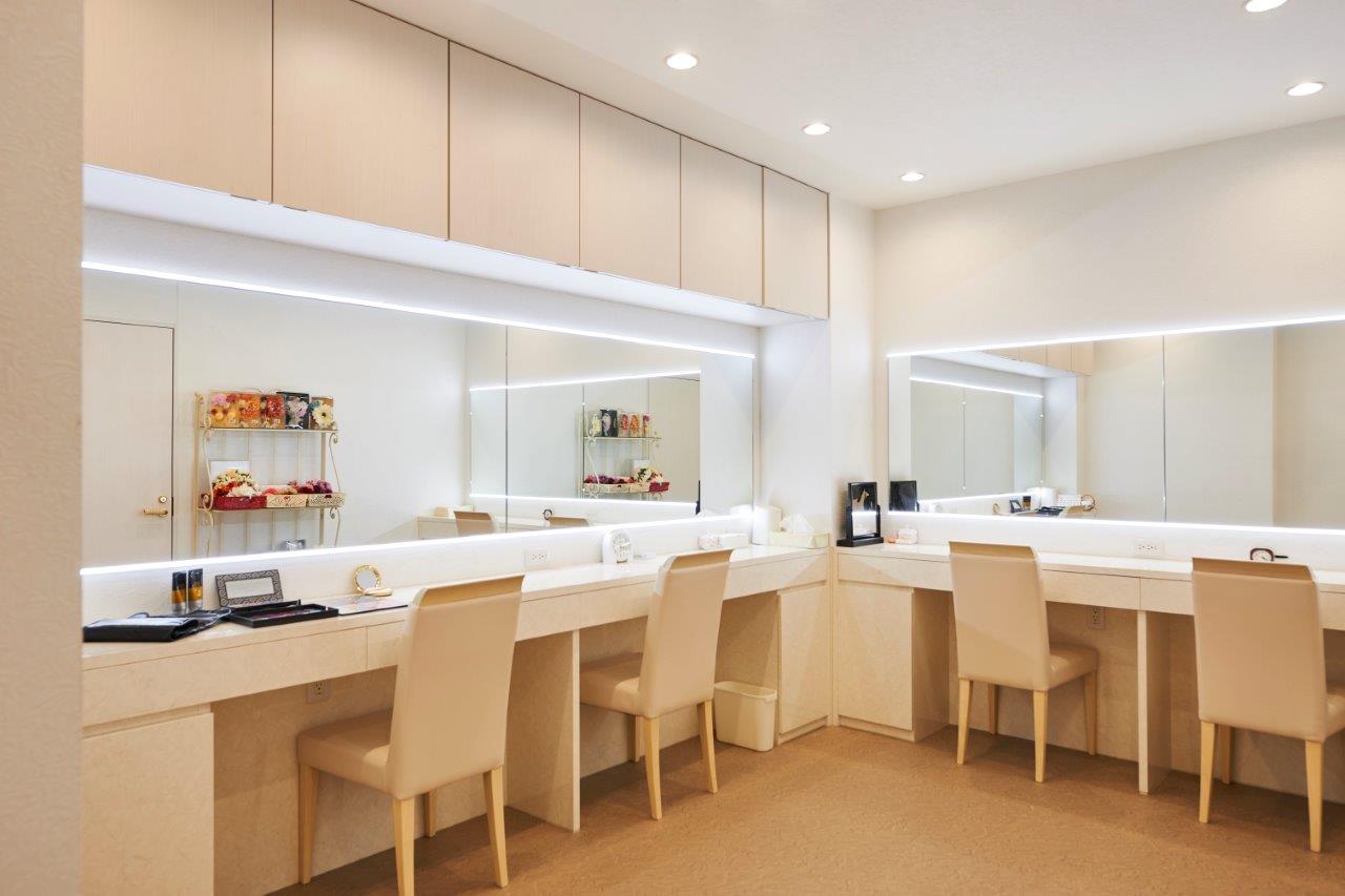 おふたりはもちろん、ゲスト皆さまのための美容室も。遠方ゲストでも安心！