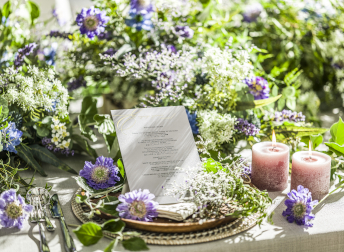 モダンの中に光るナチュラルテイストなコーディネートなど、どんなコーディネートも自由自在