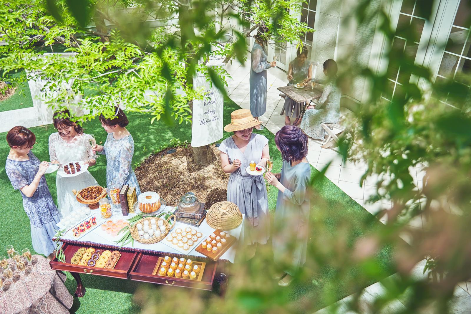 大切な方々とコミュニケーションを楽しむリラックスしたパーティーが人気のスタイル。