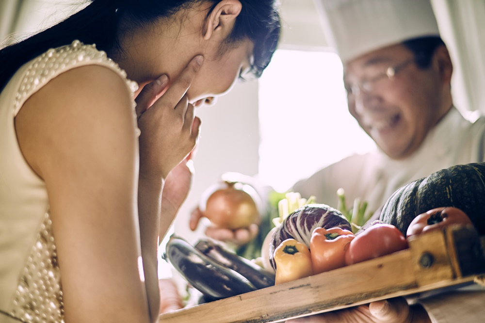 シェフと直接相談することもOK。おもてなしを重視のふたりならじっくり相談してみて♪
